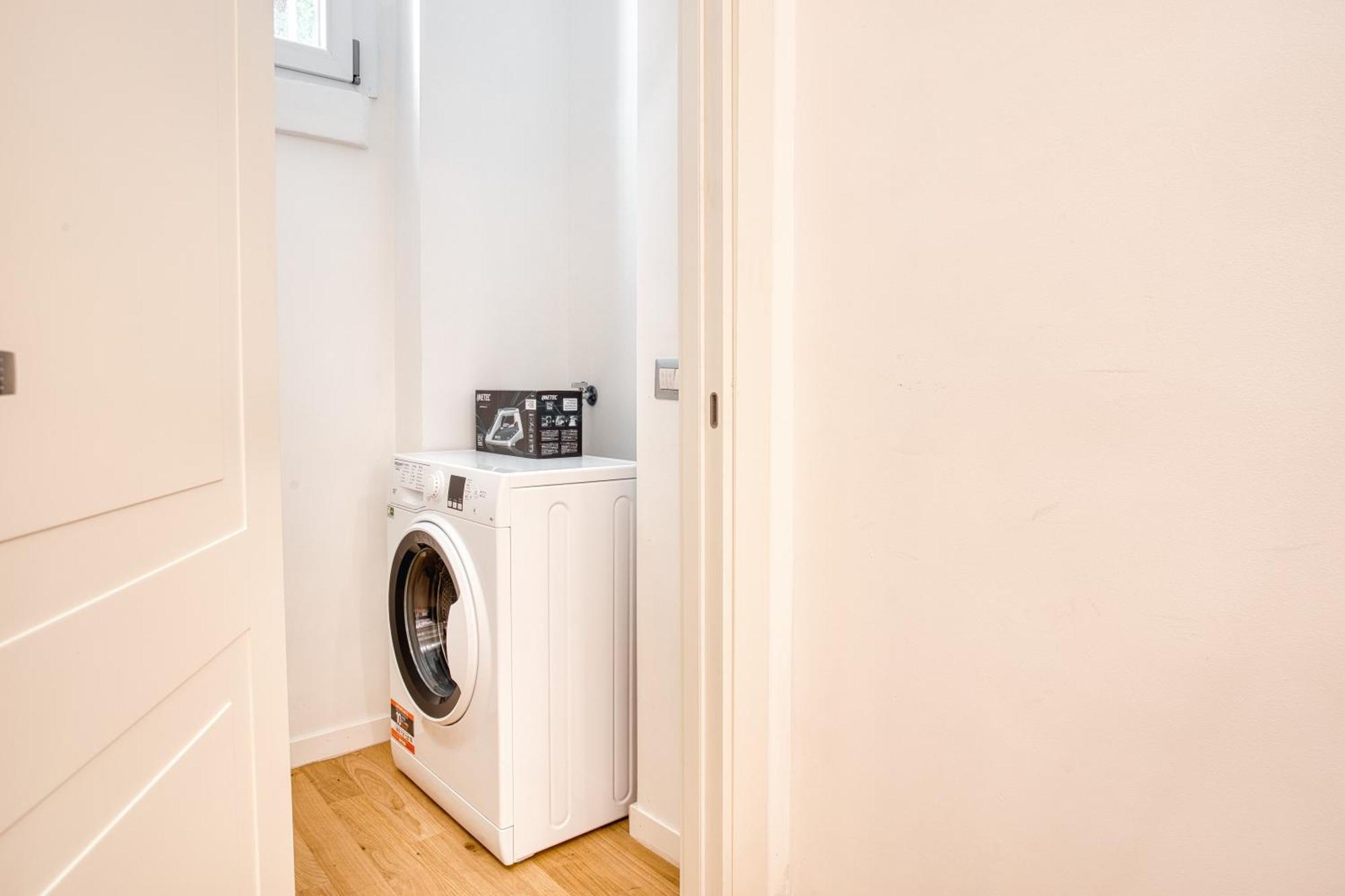 Walk To Navigli - Via Gola - 2 Bedrooms Apt Milano Eksteriør bilde