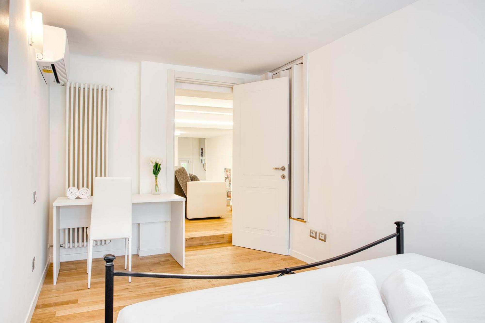 Walk To Navigli - Via Gola - 2 Bedrooms Apt Milano Eksteriør bilde