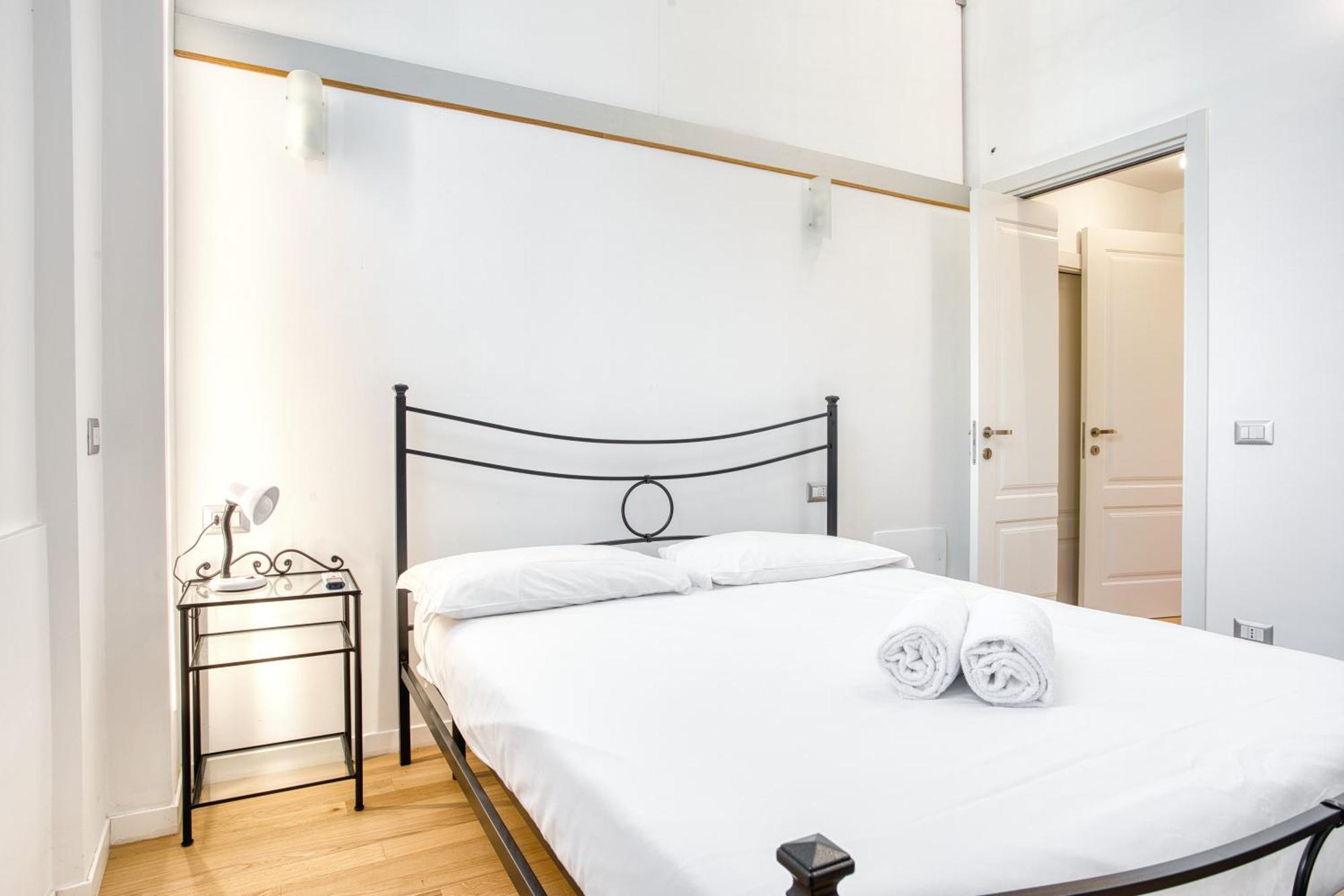 Walk To Navigli - Via Gola - 2 Bedrooms Apt Milano Eksteriør bilde